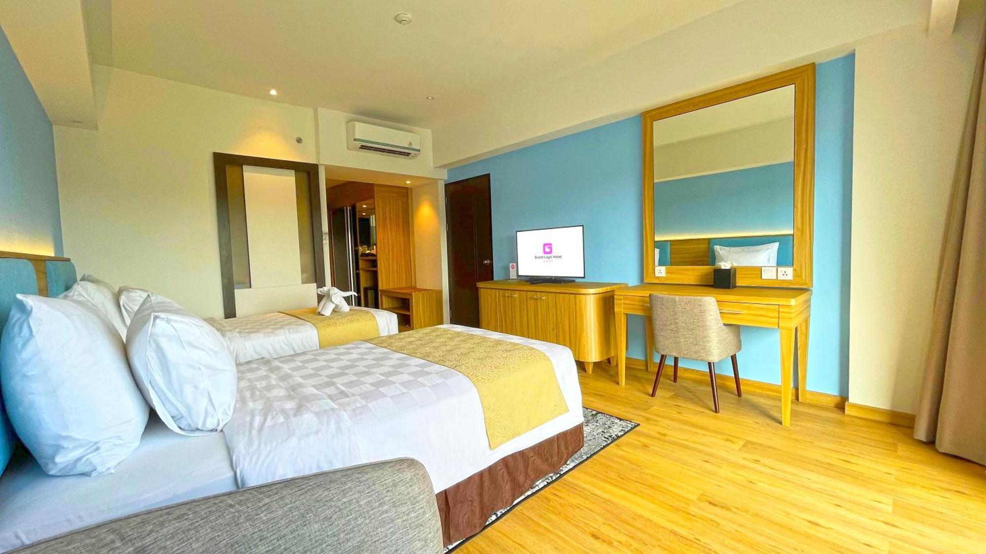 Grand Lagoi Hotel Bintan Esterno foto